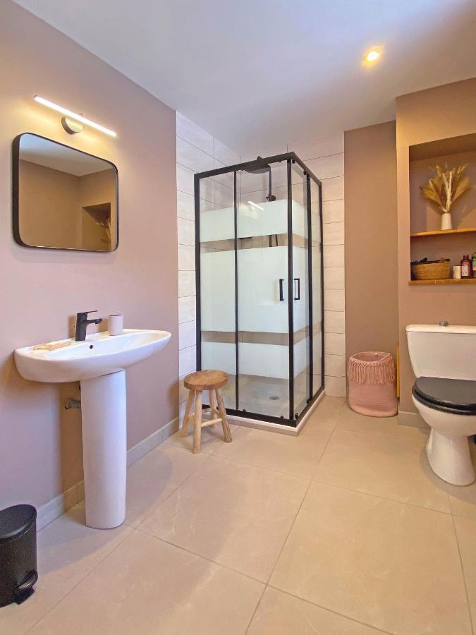 Le Chat Perche - Appartements 3 Etoiles Spacieux Et Chaleureux A Allemond Luaran gambar